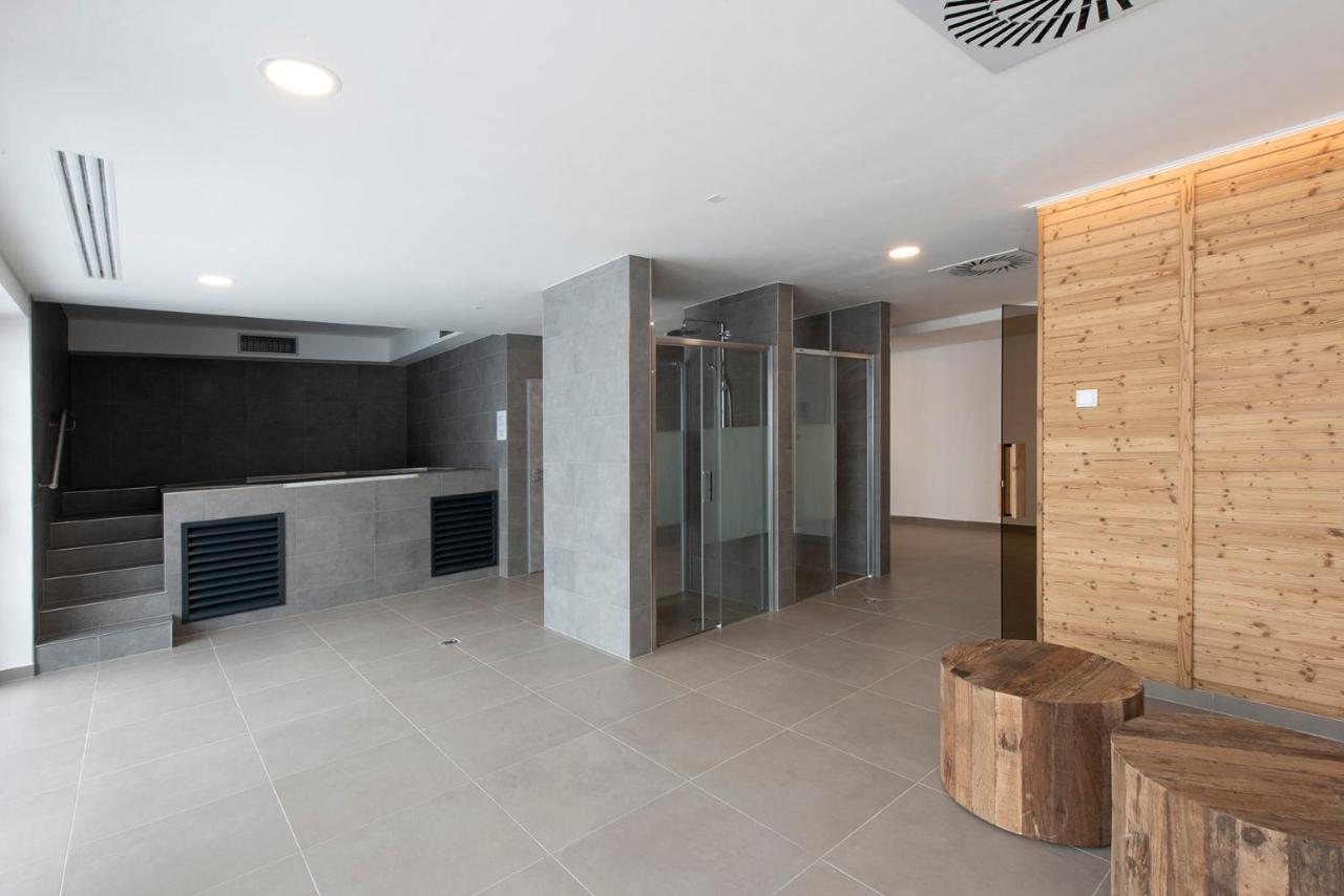 Wellness Apartman ควิลดา ภายนอก รูปภาพ